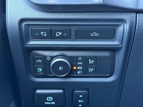 Used 2021 Ford F150 Lariat w/ Equipment Group 502A High image 31