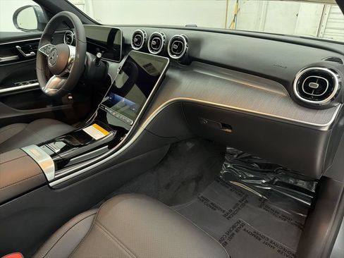 Used 2026 Mercedes-Benz C 300 Sedan image 28