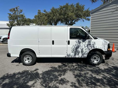 New 2025 Chevrolet Express 2500 w/ Enhanced Convenience Package image 8