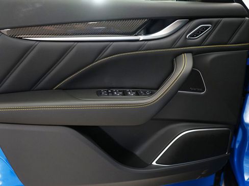 Used 2022 Maserati Levante F Tributo image 14