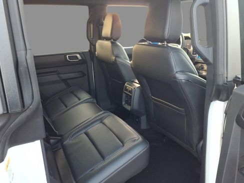 New 2026 Ford Bronco Outer Banks w/ Sasquatch Package image 10