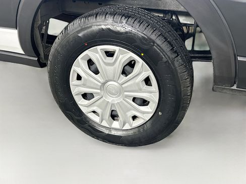 Used 2024 Ford Transit 350 XLT image 11