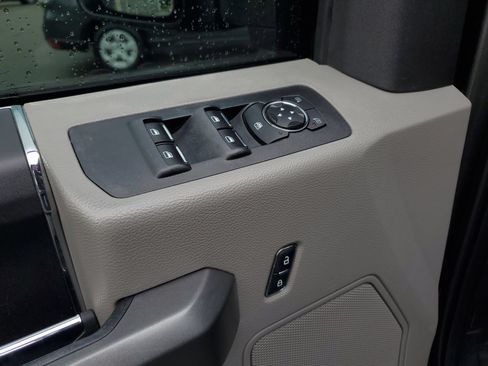 Used 2018 Ford F150 XLT w/ Equipment Group 301A Mid AWD/4WD image 13