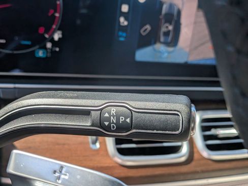 Certified 2025 Mercedes-Benz GLE 580 4MATIC image 24