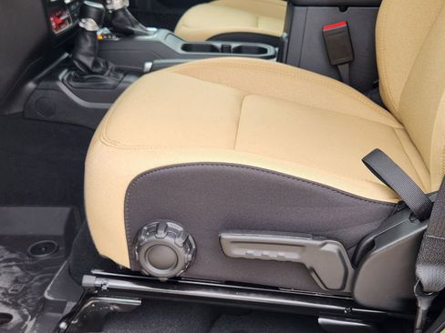 New 2026 Jeep Wrangler Unlimited Sport AWD/4WD image 21