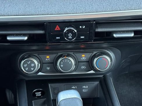 New 2025 Nissan Kicks SV image 20