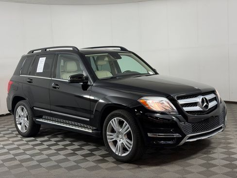 Used 2015 Mercedes-Benz GLK 350 4MATIC image 7