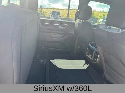 Used 2025 RAM 1500 Big Horn AWD/4WD image 9