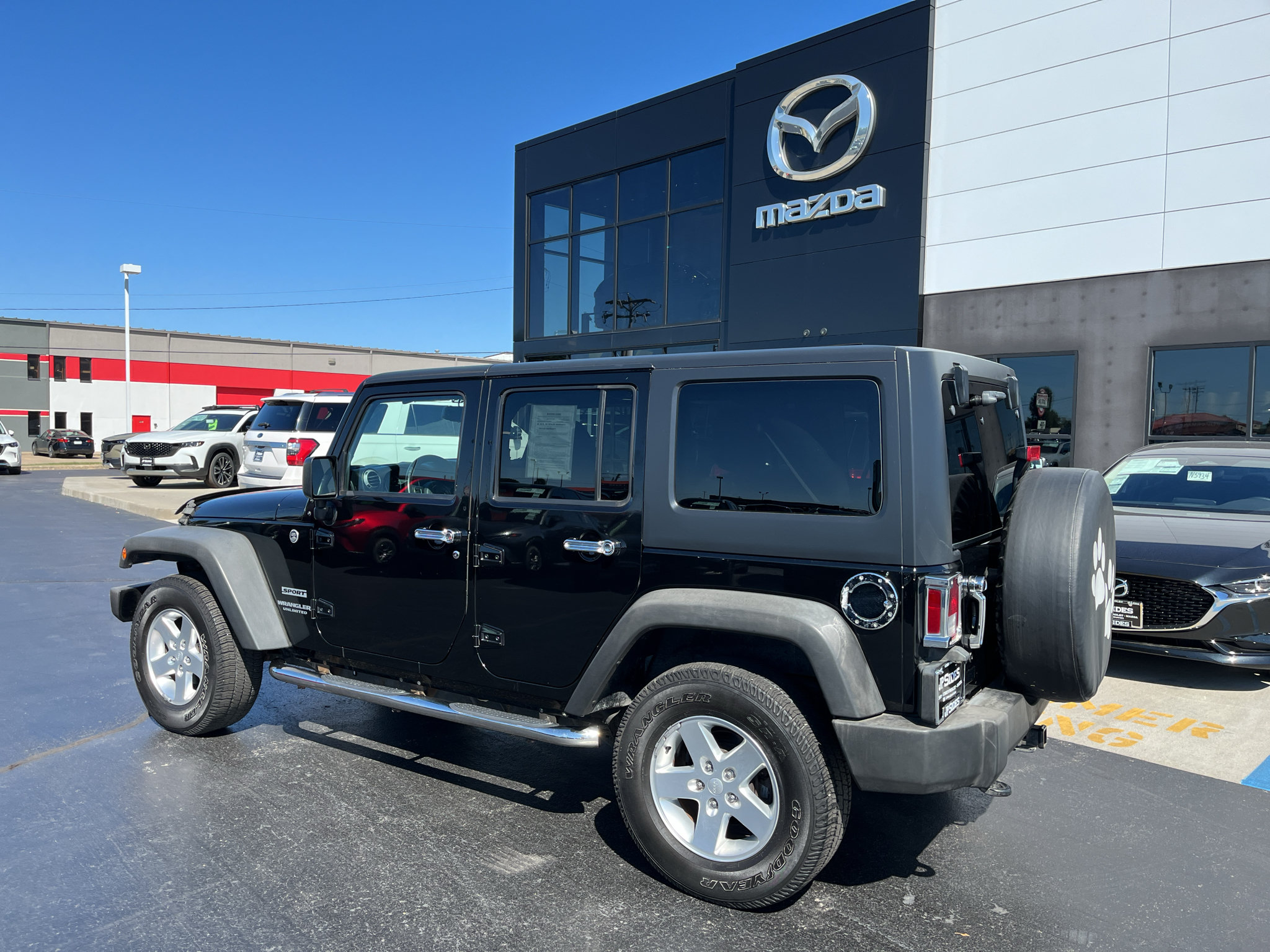 Used 2015 Jeep Wrangler Unlimited Sport w/ Quick Order Package 24S AWD/4WD image 3