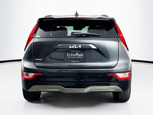 Used 2023 Kia Niro Wind w/ Wind Preserve Package FWD image 7