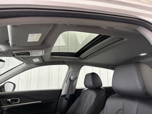 Certified 2024 Acura Integra FWD image 11
