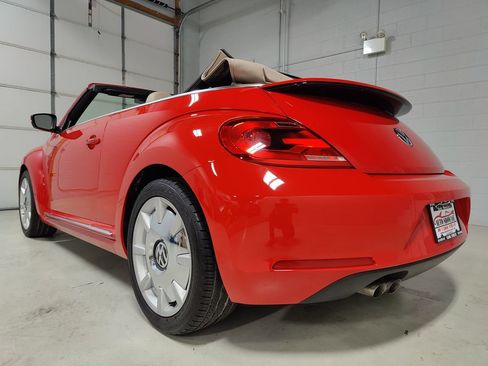 Used 2015 Volkswagen Beetle 1.8T FWD image 22