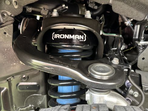 Used 2024 Toyota Tacoma TRD Off-Road image 16