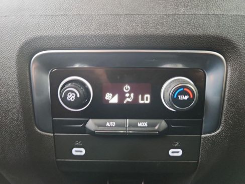 Used 2021 Chevrolet Tahoe RST RWD image 15