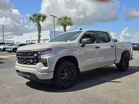 Used 2026 Chevrolet Silverado 1500 Custom AWD/4WD image 2