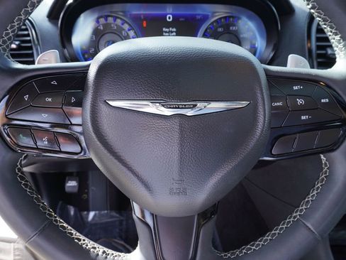 Used 2023 Chrysler 300 S image 18