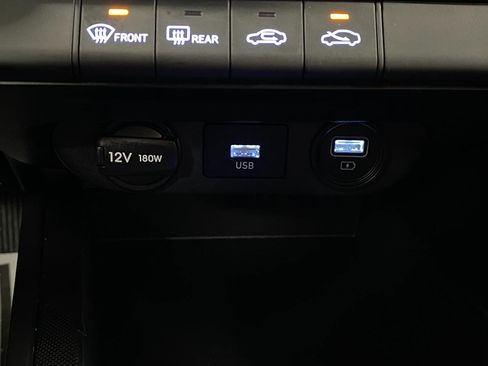 Certified 2023 Hyundai Elantra SEL w/ Preferred Accessory Package image 25