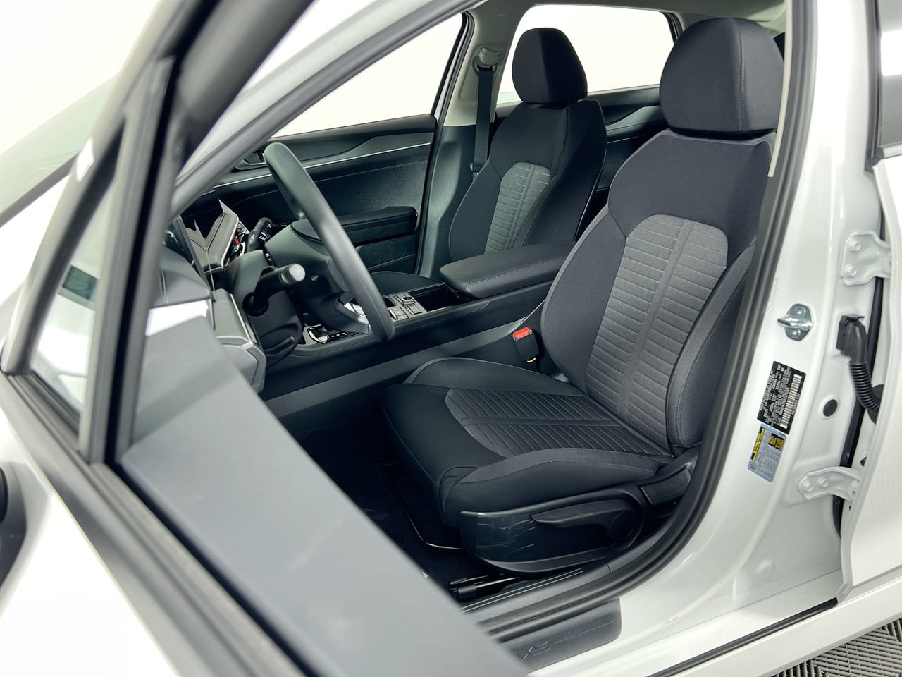 New 2026 Kia K5 LXS FWD image 13