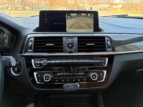 Used 2018 BMW 230i xDrive Coupe AWD/4WD image 29