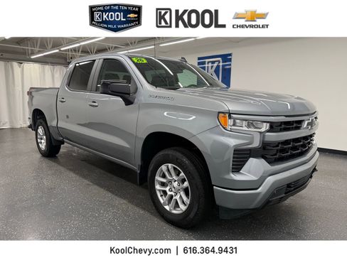 Used 2026 Chevrolet Silverado 1500 RST AWD/4WD image 1