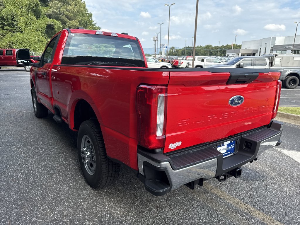 New 2026 Ford F350 XL w/ XL Driver Assist Package RWD image 5