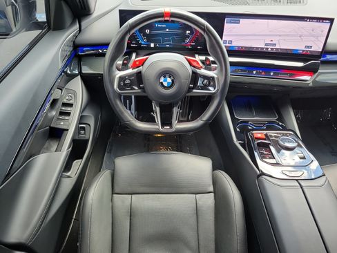 Used 2025 BMW M5 Touring AWD/4WD image 14