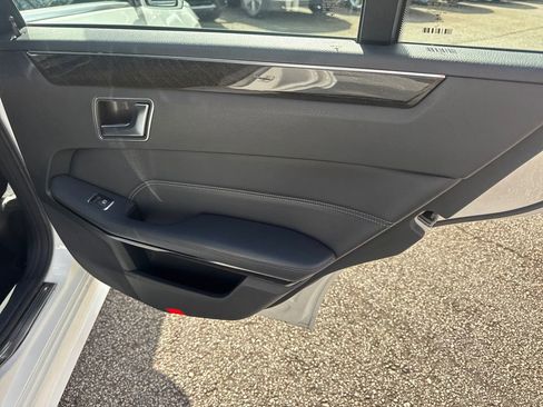 Used 2015 Mercedes-Benz E 350 Sedan image 16