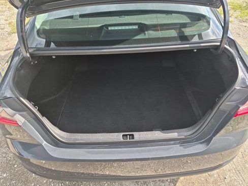 Used 2025 Toyota Camry LE FWD image 28