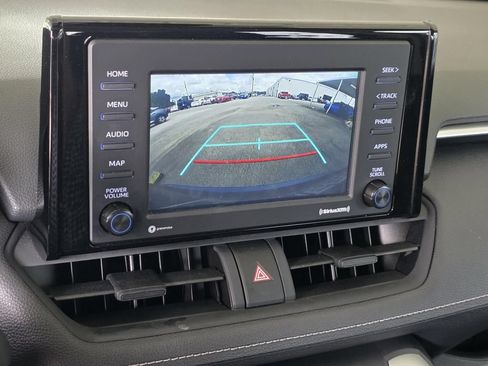 Used 2022 Toyota RAV4 XLE w/ Convenience Package AWD/4WD image 15