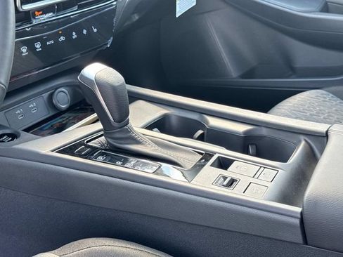 New 2027 Nissan Sentra SV w/ SV Convenience Package FWD image 26