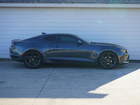 Used 2019 Chevrolet Camaro LT w/ RS Package image 2