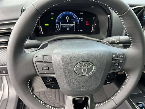 New 2026 Toyota Camry SE w/ Convenience Package FWD image 18