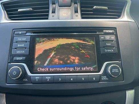 Used 2015 Nissan Sentra SR FWD image 27