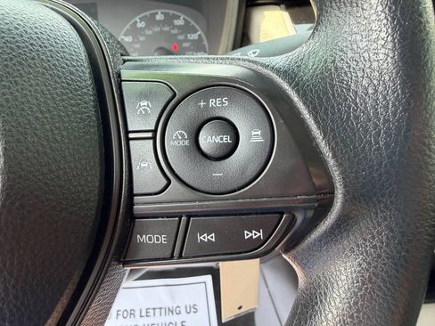 Used 2024 Toyota Corolla LE FWD image 20