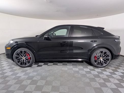 New 2026 Porsche Cayenne GTS AWD/4WD image 2