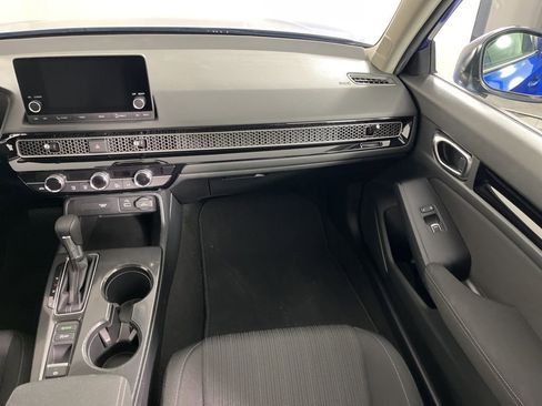 Certified 2024 Honda Civic EX image 17