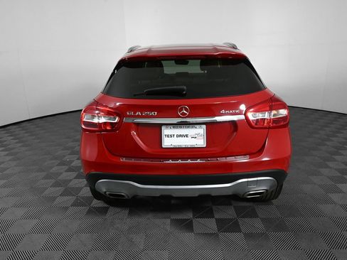 Used 2019 Mercedes-Benz GLA 250 4MATIC image 28