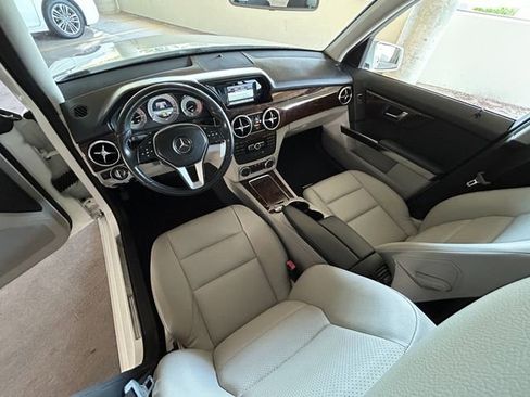 Used 2014 Mercedes-Benz GLK 350 2WD w/ Appearance Package image 18