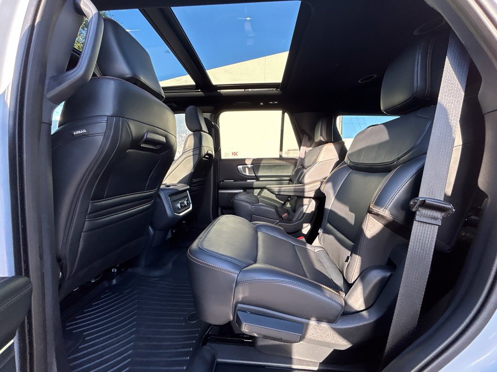 Certified 2025 Ford Expedition Tremor AWD/4WD image 34