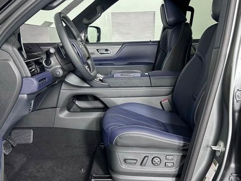 New 2026 INFINITI QX80 4WD image 15