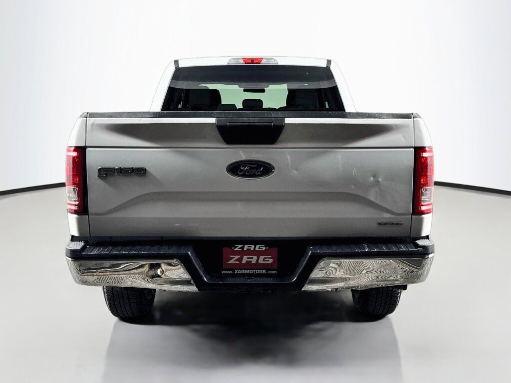 Used 2016 Ford F150 XLT AWD/4WD image 4