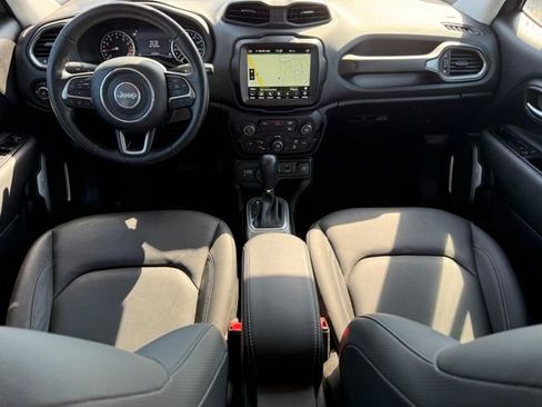 Used 2022 Jeep Renegade Limited image 11