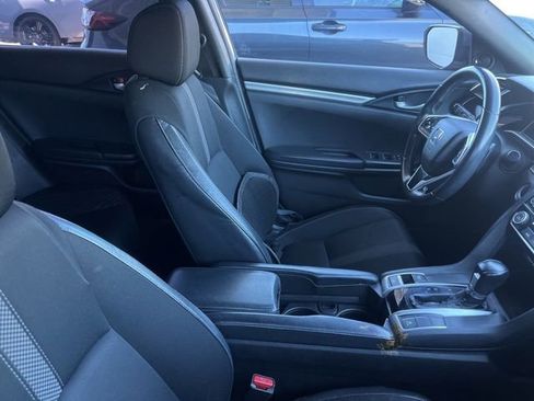 Used 2019 Honda Civic Sport image 5
