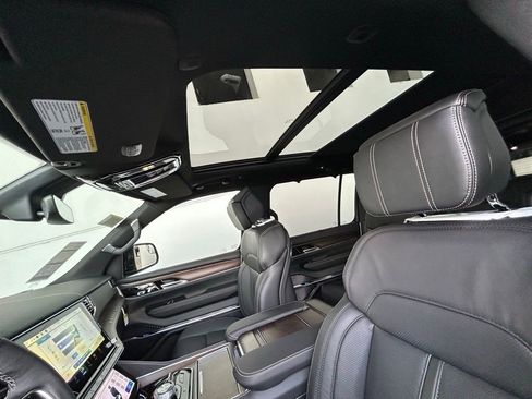 Used 2024 Jeep Grand Wagoneer L 4WD w/ HD Trailer Tow Package image 8