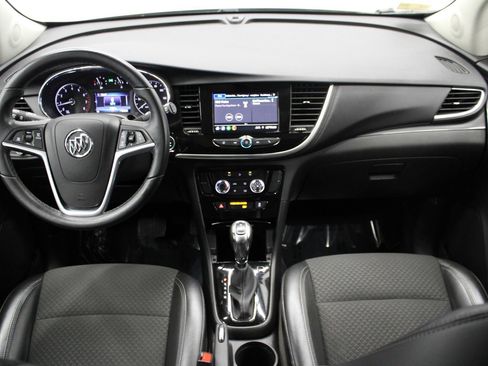 Used 2022 Buick Encore Preferred image 20
