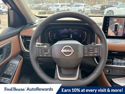 New 2026 Nissan Rogue Platinum image 14