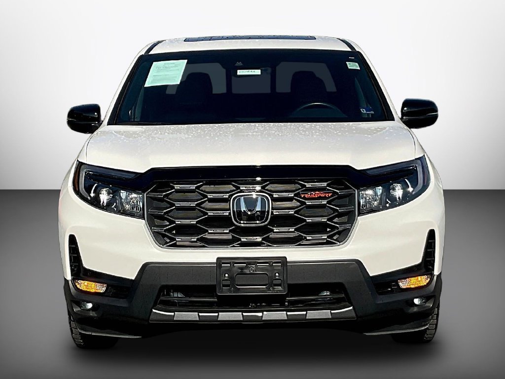 Used 2025 Honda Ridgeline TrailSport image 2