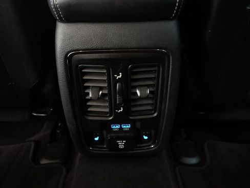 Used 2016 Jeep Grand Cherokee Limited AWD/4WD image 31