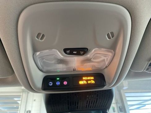 New 2027 Chevrolet Bolt LT w/ Comfort Package FWD image 15