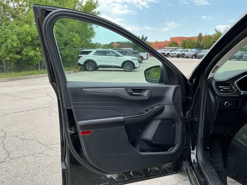 Used 2024 Ford Escape Active w/ Cold Weather Package FWD image 14